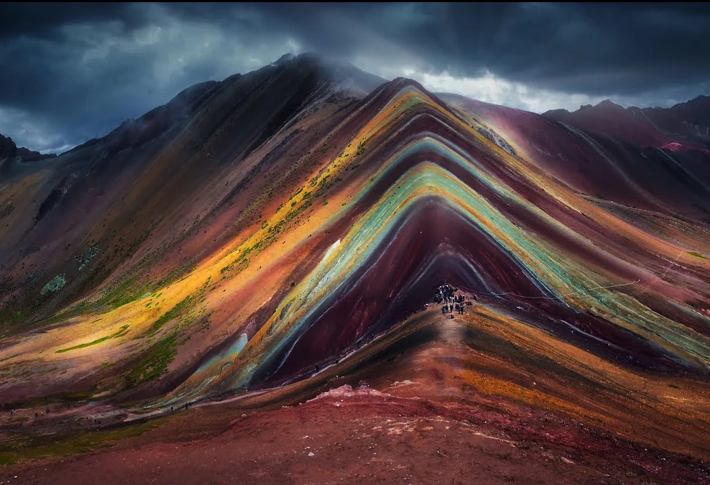  Vinicunca Rainbow Mountain 